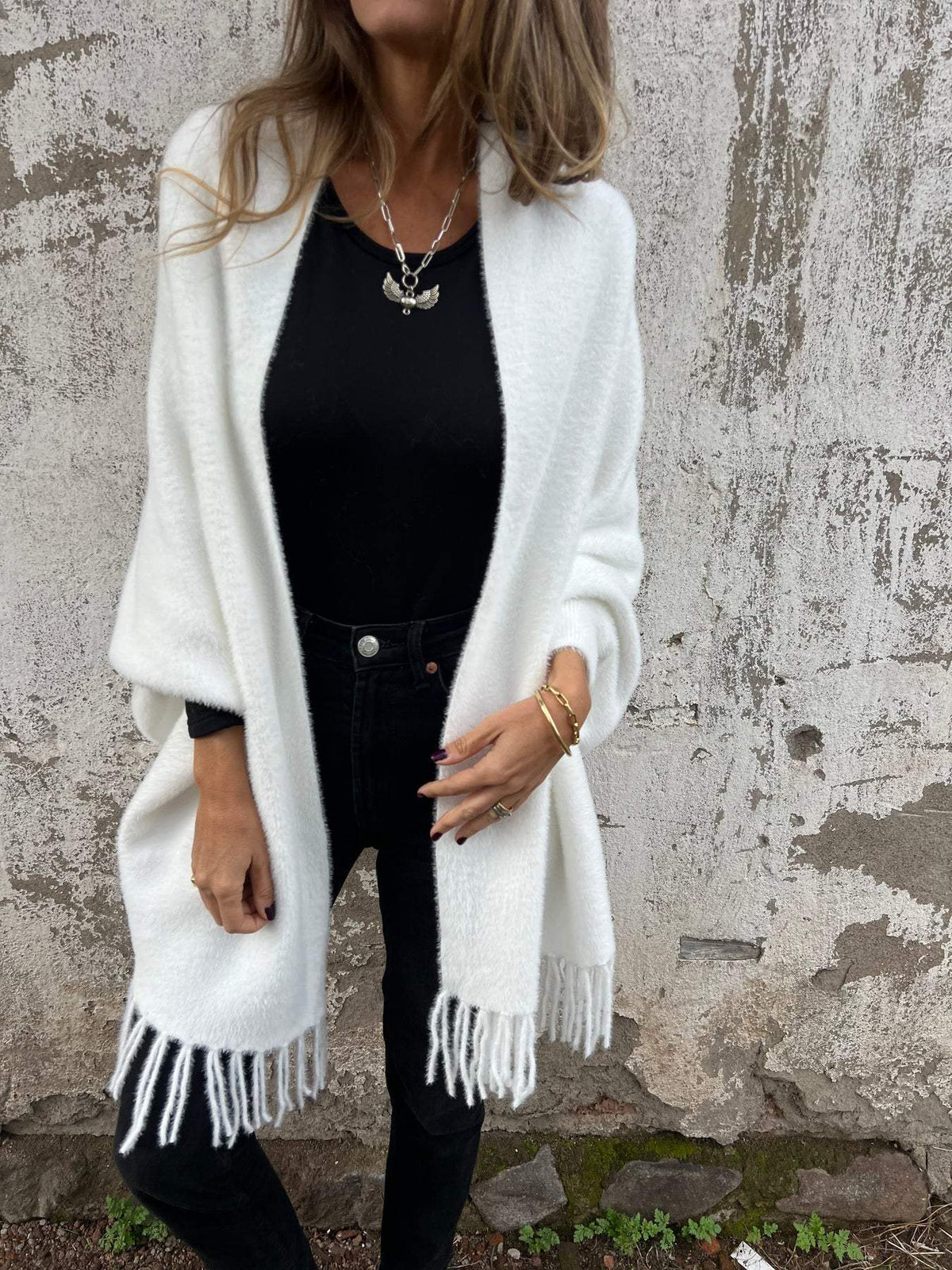 Abrigo de mujer de manga larga con flecos, estilo casual